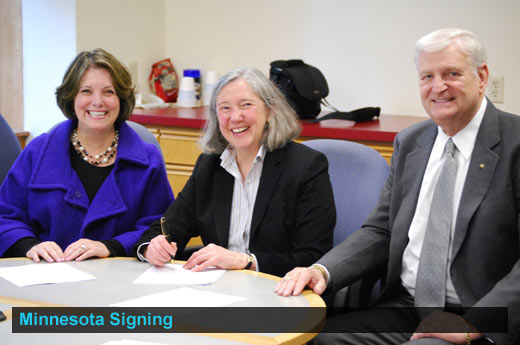Minessota Signing