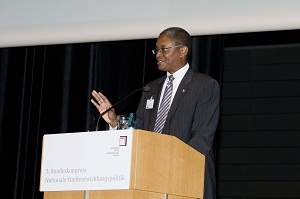 Dr. Bostic Delivers Keynote to Urban Congress in Kassel, Germany